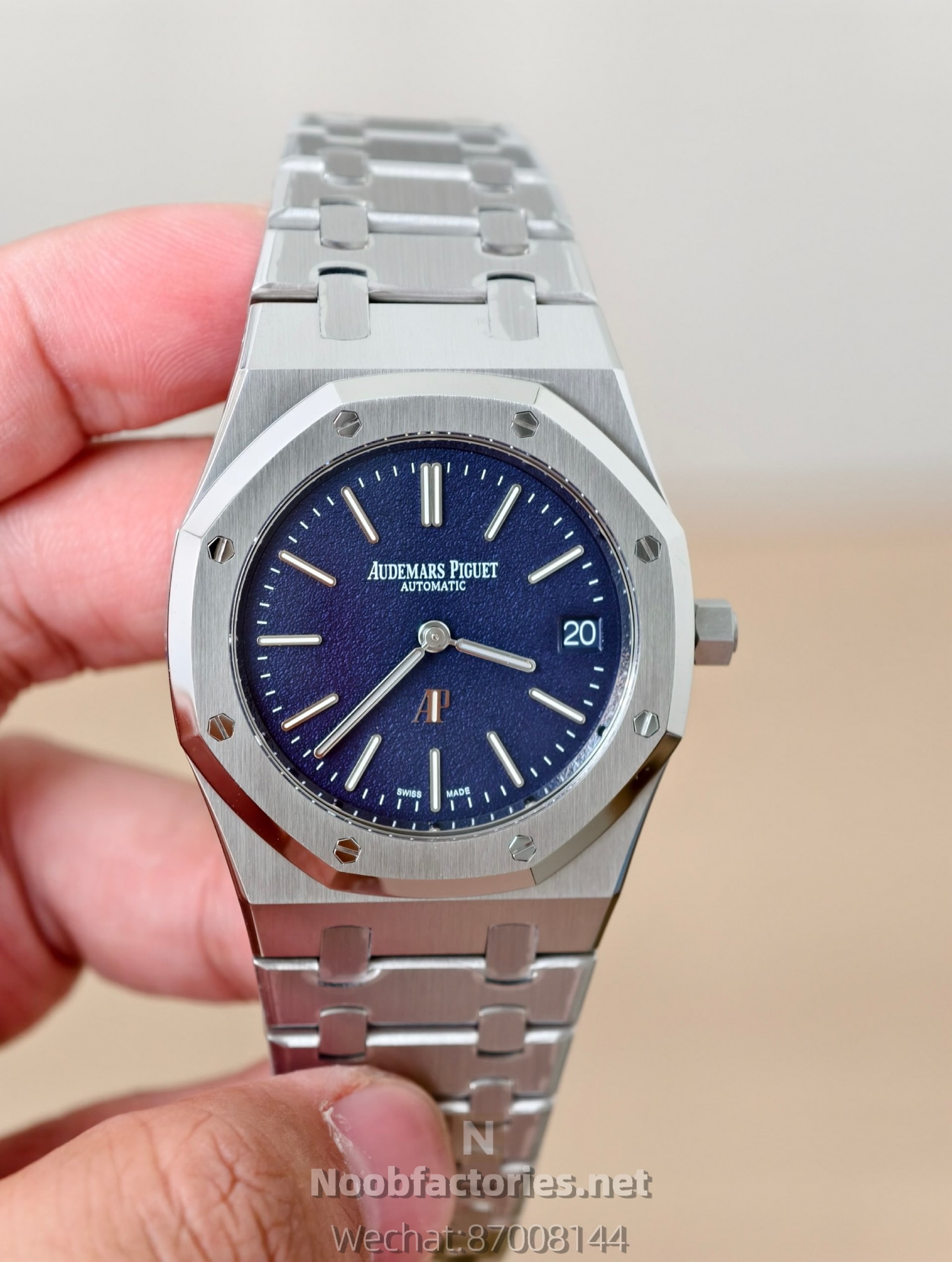 ZF廠新品愛彼皇家橡樹系列39MM的16202 “JUMBO”超薄腕表全新藍色粒紋